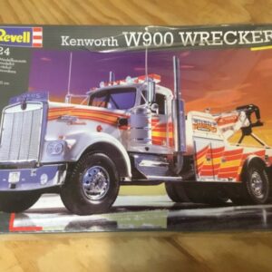 1:25 Revell Kenworth W900 Wrecker